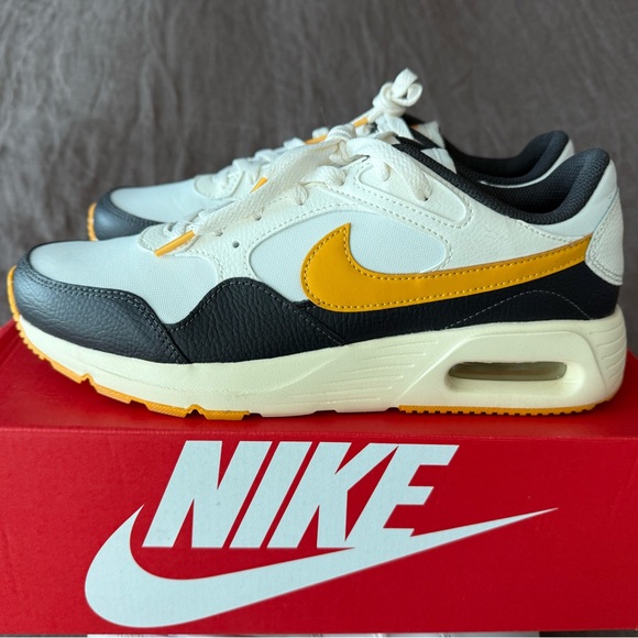 Nike Air Max SC ’Sail University Gold’ - Picture 2 of 13